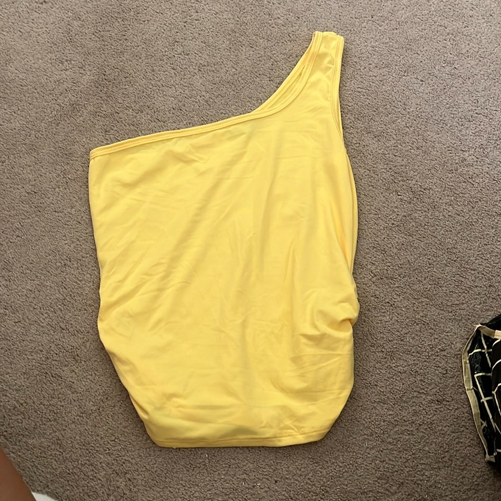 Yellow gaze one shoulder top size medium